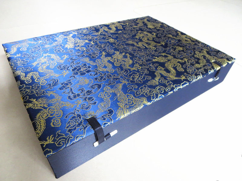 Vintage Chinese Style Silk Gif – Luxury Watch Events recenzja i cena