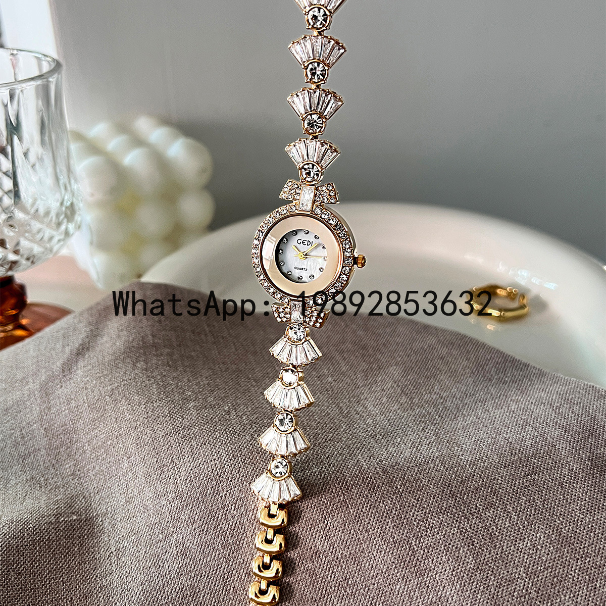 SLT Women's Light Luxury Diamo – Luxury Watch Events recenzja i cena