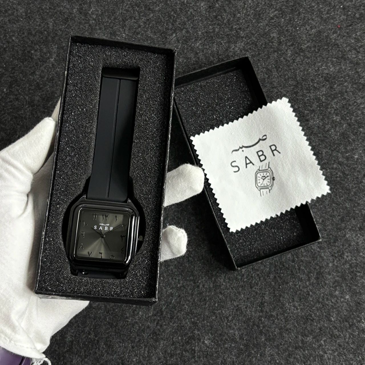 SABR Arabic Numeral Watch Men  – Luxury Watch With Rubber Strap recenzja i cena